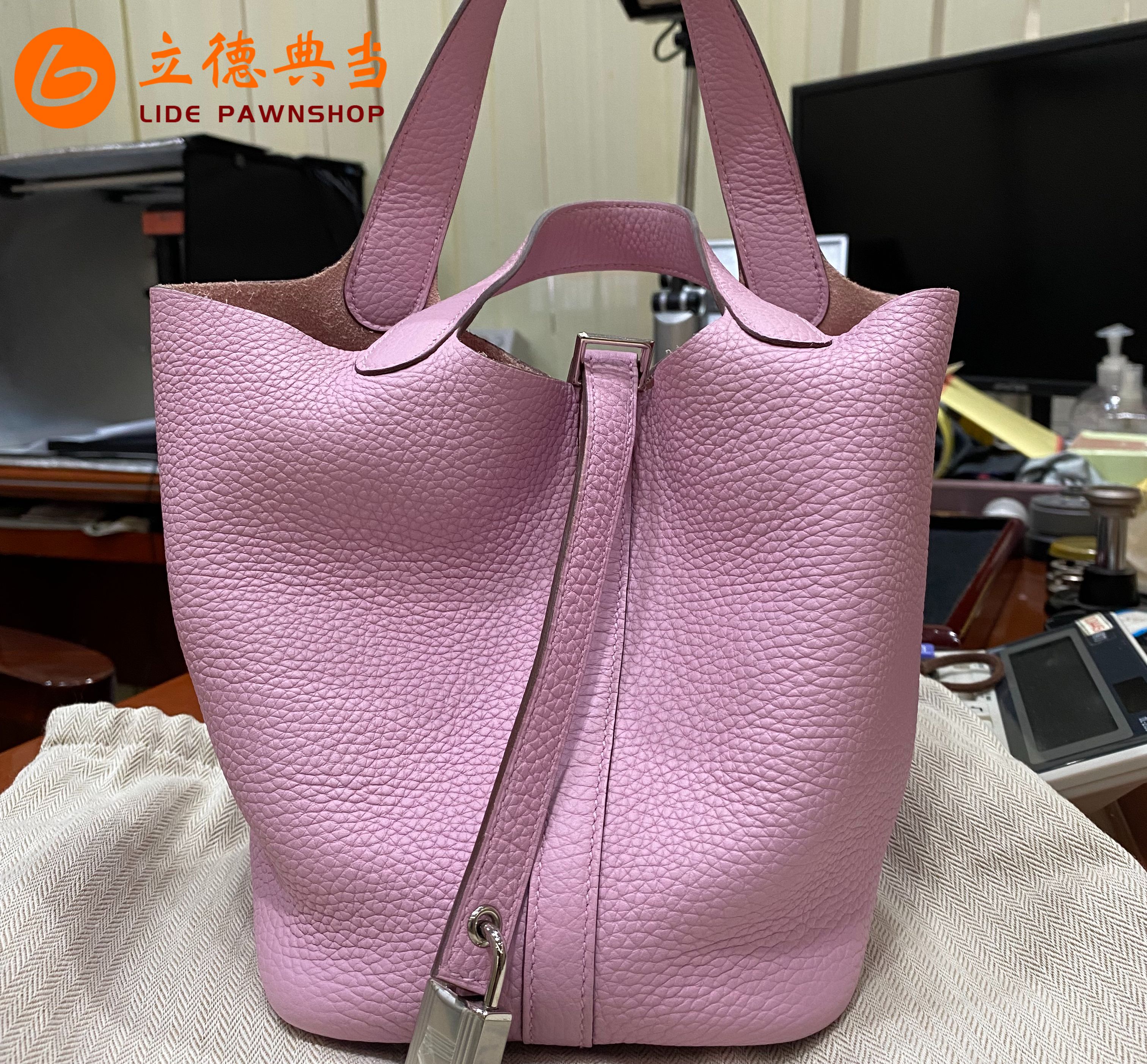 同样爱买包，为什么别人是投资我是负债？区别就在这里！